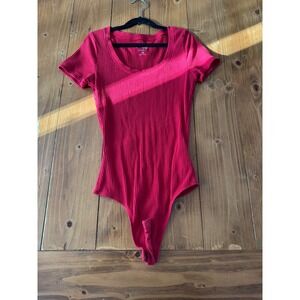Hollister Ribbed Short Sleeve Scoop Neck Bodysuit Red Women's Size M